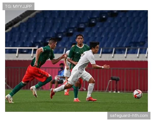 久保建英在高位压迫体系中的回防与拼抢贡献解析