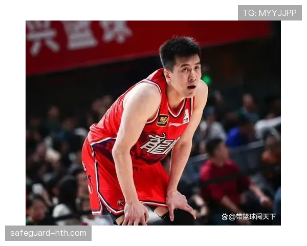 郭艾伦又在训练馆泡到凌晨？这人是真把篮球当命了